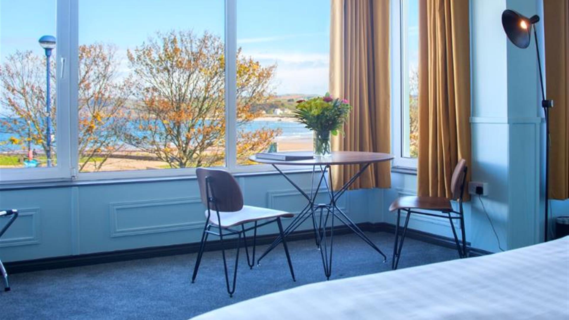 Marine Hotel Ballycastle - Ballycastle - Causeway Coast & Glens